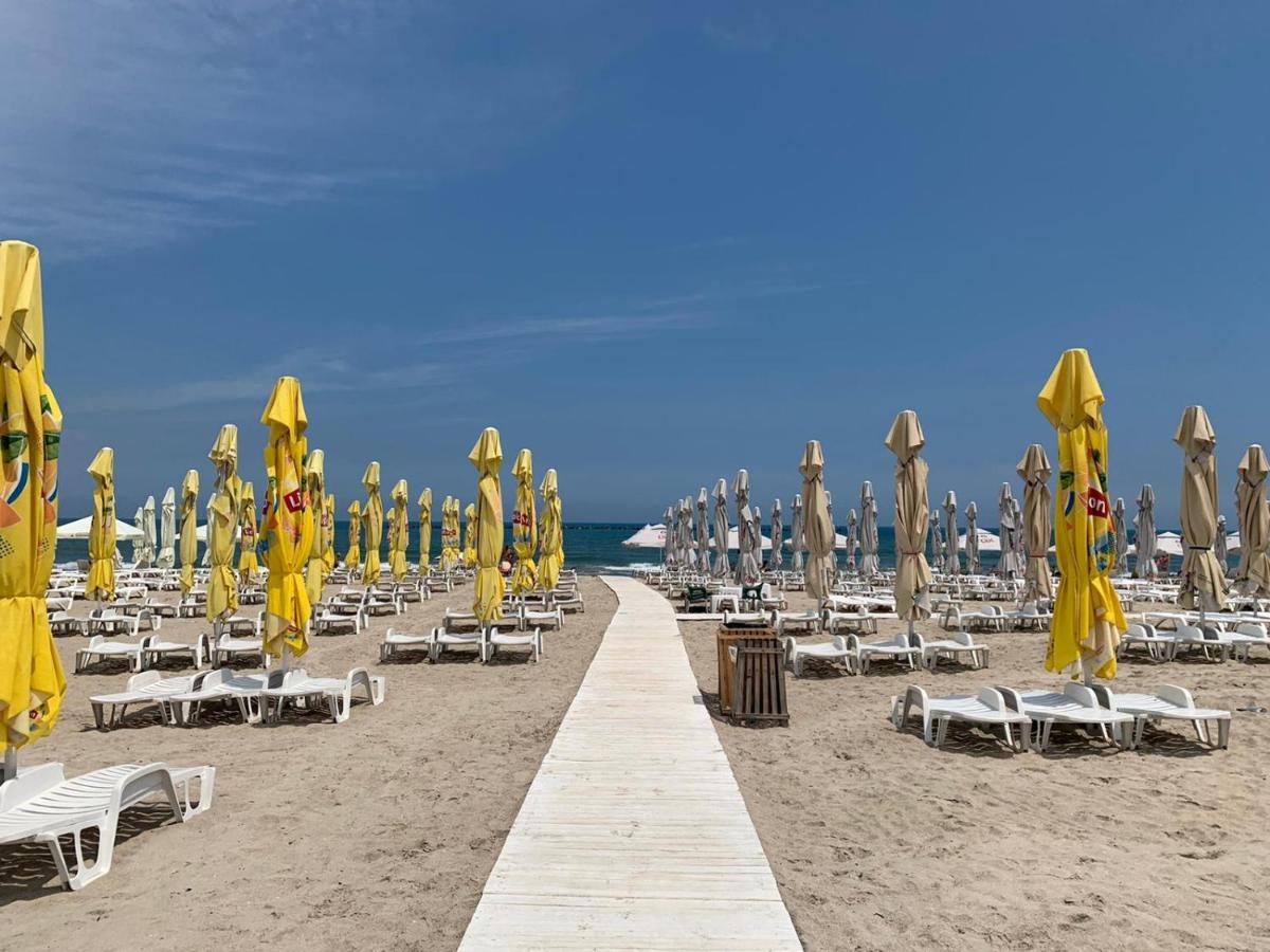 Sunrise Mamaia Apartment Exterior photo