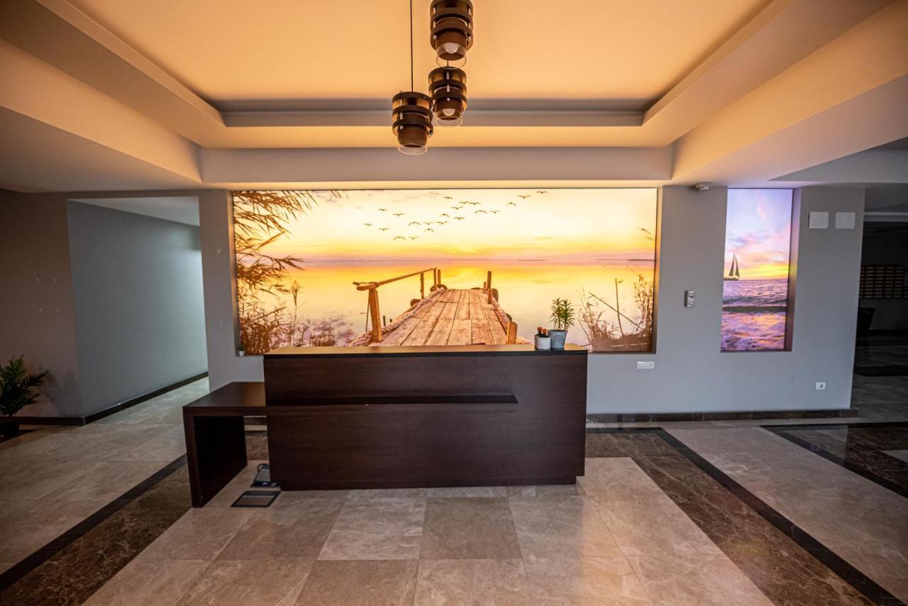 Sunrise Mamaia Apartment Exterior photo